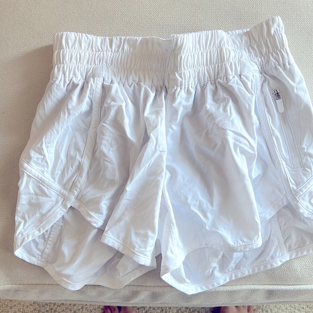 Women’s size 4 lulu lemon short